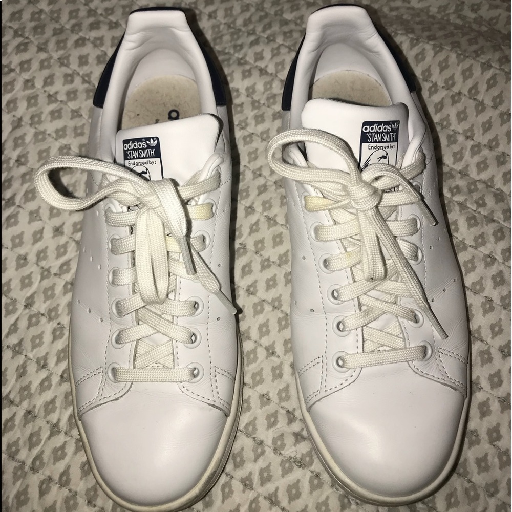 White Adidas Stan Smiths!